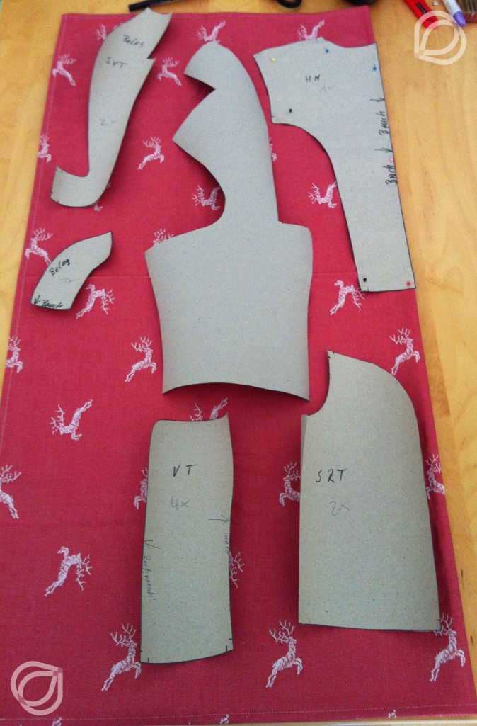 Stehkragen-Dirndl - Stoff zuschneiden